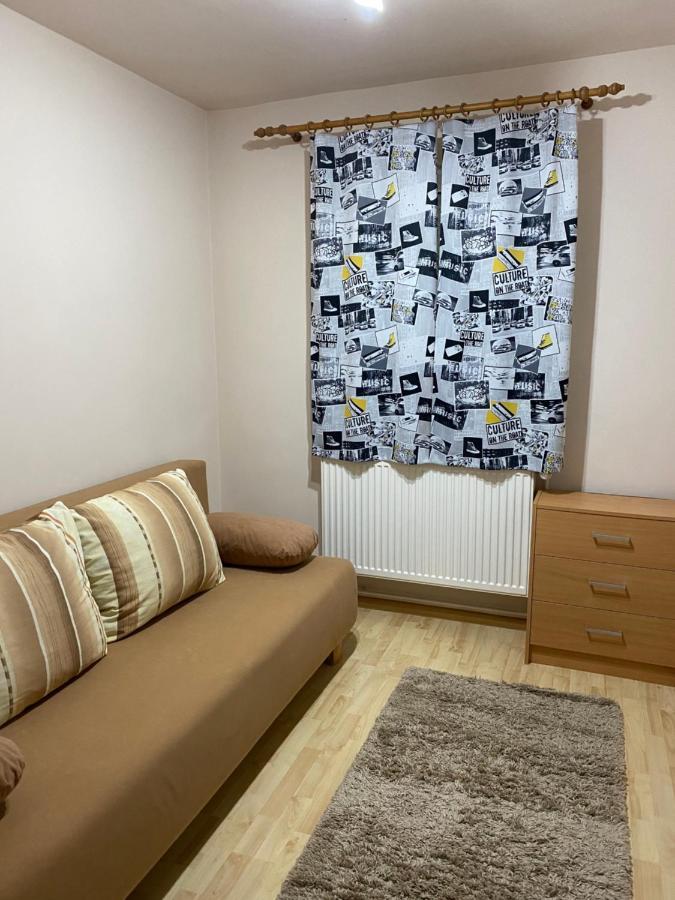 Sellada Apartament - Free Private Parking,Ac,Wi-Fi Карей Екстериор снимка