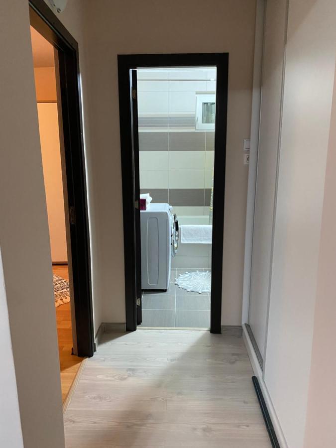 Sellada Apartament - Free Private Parking,Ac,Wi-Fi Карей Екстериор снимка