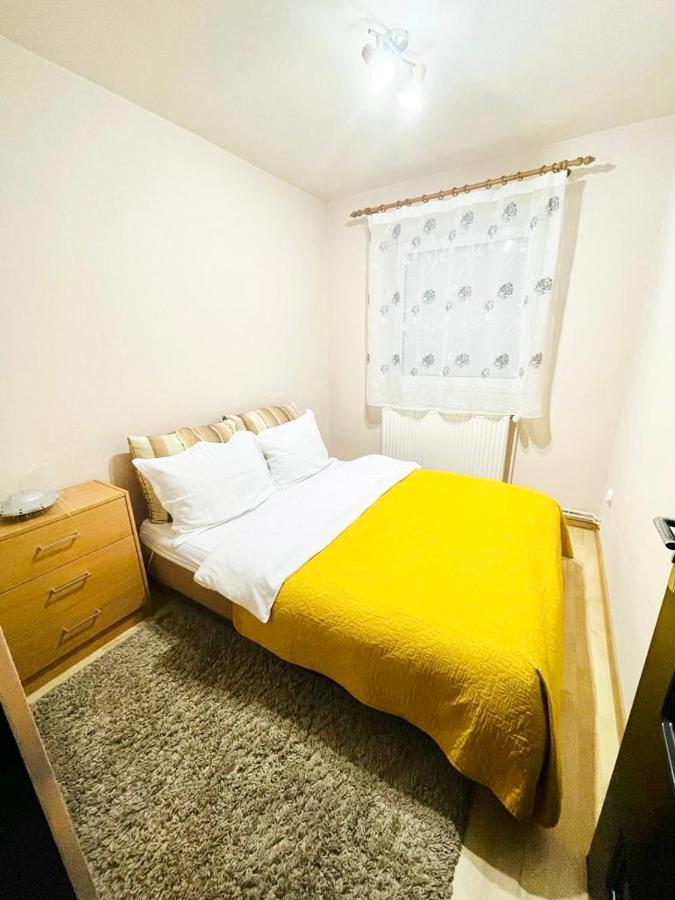 Sellada Apartament - Free Private Parking,Ac,Wi-Fi Карей Екстериор снимка
